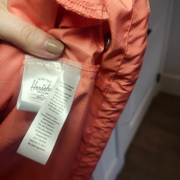 HERSCHEL Women’s ZIP FRONT LIGHT WEIGHT WINDBREAKER JACKET Pink Size Small - Picture 3 of 4